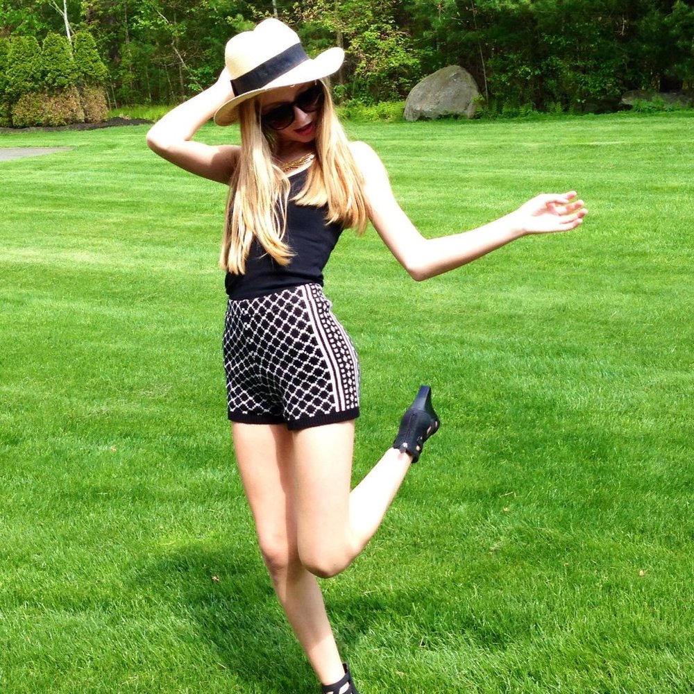 Urban Outfitters Super Cute Knit Shorts!